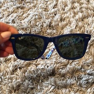 Ray ban wafers